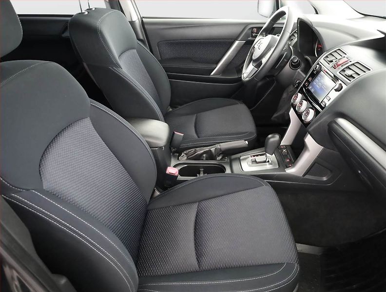 Subaru Forester (2016) 2.0 X, LPG, 4X4, Automat - fotka 7 z 17
