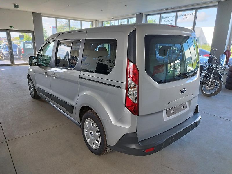Ford Tourneo Connect (2015) 1.6TDCI,85kW,7-MÍST - fotka 7 z 24