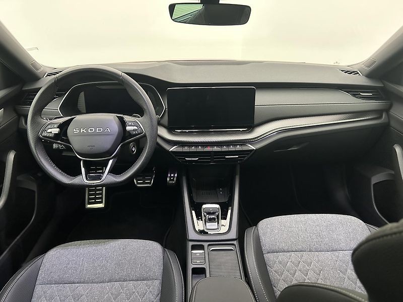 Škoda Octavia 1.5 TSI SportLine - fotka 6 z 30