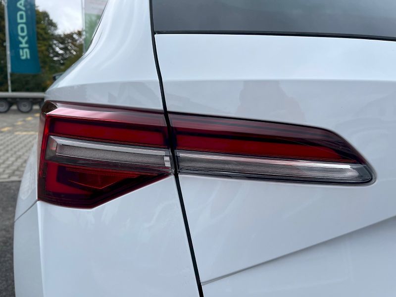 Škoda Karoq (2024) SPORTLINE TSI 1.5/110KW 7AP - fotka 32 z 37