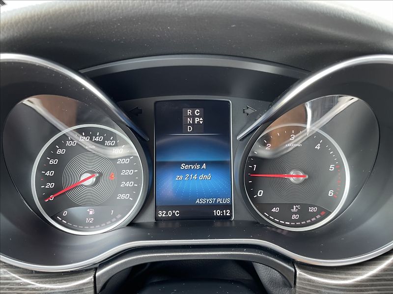 Mercedes-Benz Třídy V 2,0 250d 4MATIC LONG ČR.1.MAJ. - fotka 14 z 37