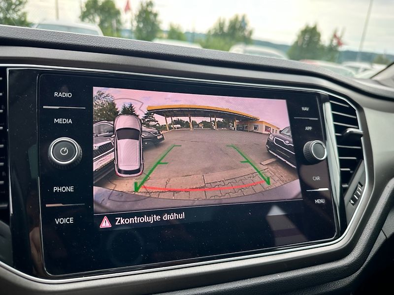 Volkswagen T-Roc (2018) 1.5TSi NAVI, KAMERA. 100%KM - fotka 10 z 18