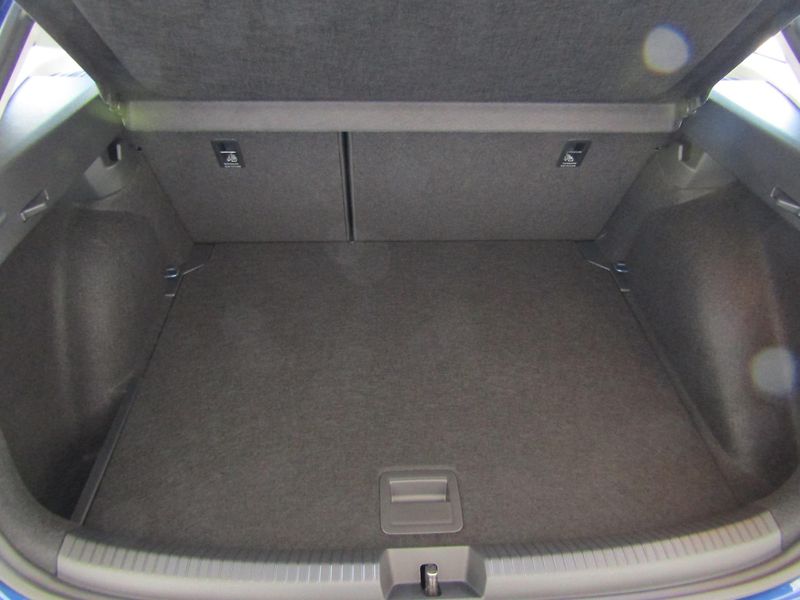 Volkswagen Taigo People 1,0 TSI 5G - fotka 16 z 30