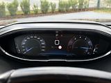 Peugeot 3008 (2018) 1.6 PureTech 133 kW/tažné - náhled 21
