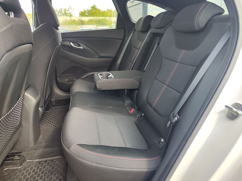 Hyundai i30 1.5 T-GDI/117kW N-Line - fotka 11 z 35