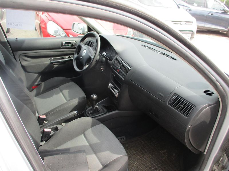 Volkswagen Golf (2003) 1,9 TDi combi nová spojka - fotka 5 z 10