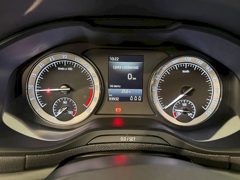 Škoda Karoq (2019) AMBITION PLUS 2.0TDI 110KW - fotka 19 z 34