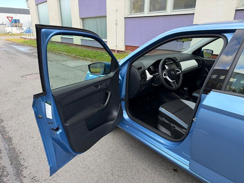 Škoda Fabia 1,2 TSi /66kW/servis.kn. - fotka 8 z 23
