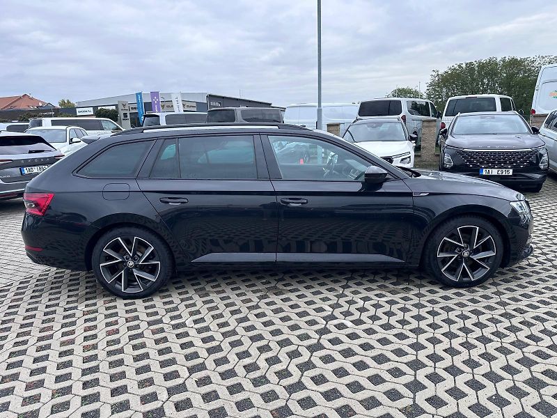 Škoda Superb COMBI 2,0 TDI 4x4 SPORTLINE - fotka 3 z 18