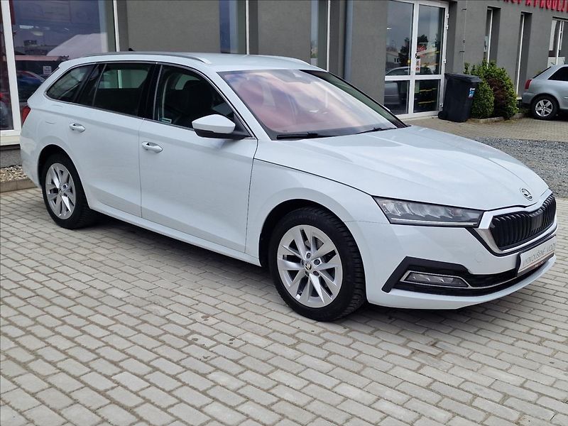 Škoda Octavia 2.0TDI Style, původ ČR,1.Maj. - fotka 2 z 50