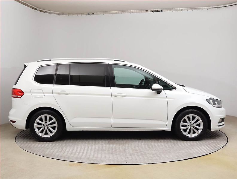 Volkswagen Touran (2016) Comfortline 2.0 TDI - fotka 6 z 18