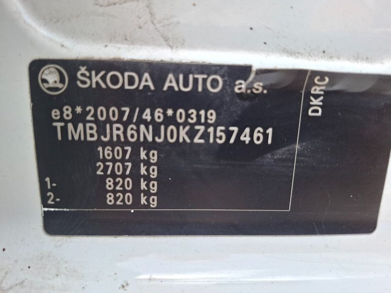 Škoda Fabia (2019) 1.0TSI 81kW STYLE -ČR-DPH - fotka 19 z 19