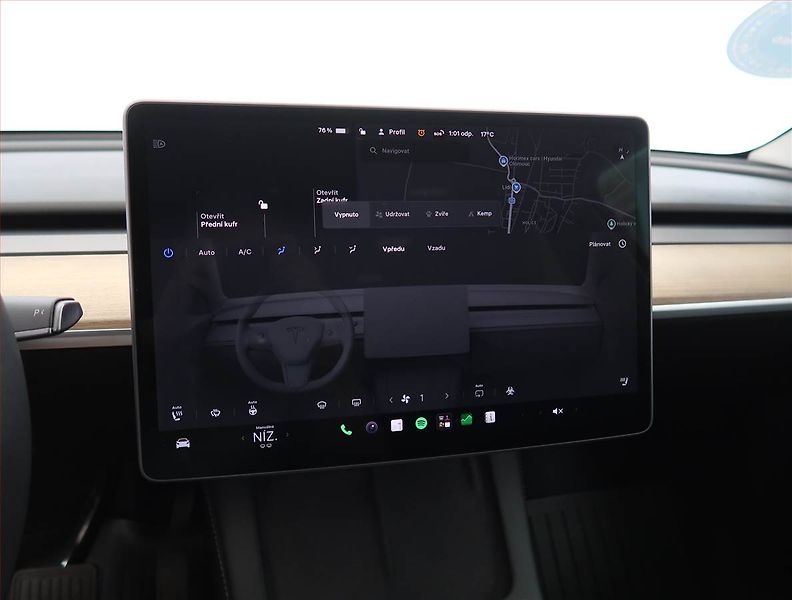 Tesla Model Y (2022) Long Range AWD 79kWh, SoH 93% - fotka 16 z 33