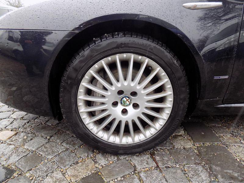 Alfa Romeo 159 3,2 JTS 191 KW  Q4 SPORTWAGON - fotka 36 z 40