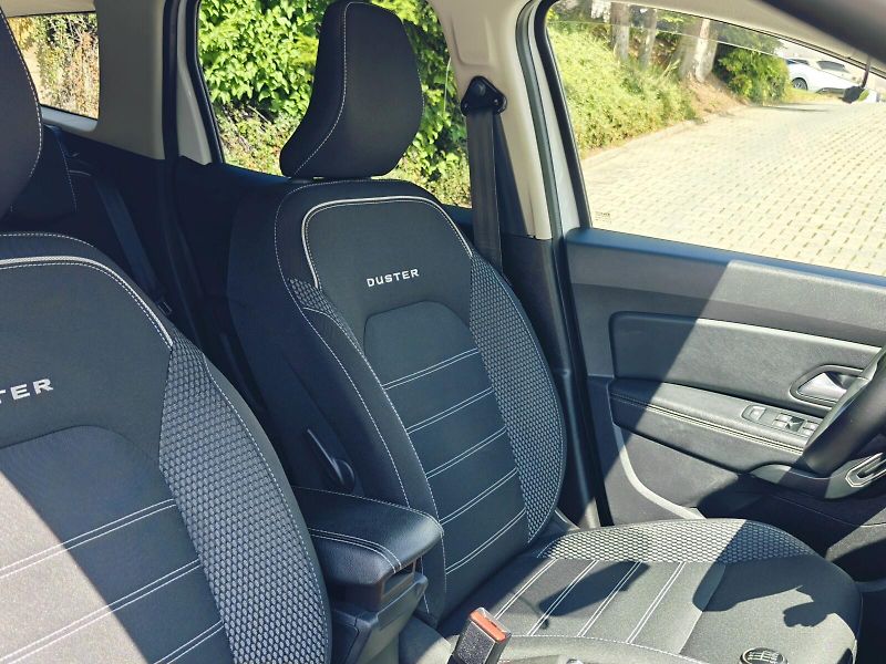 Dacia Duster (2021) 1,0 TCe 74 kW Prestige LPG - fotka 18 z 38