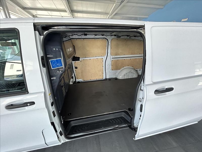 Mercedes-Benz Vito 1,8   114 CDI,1.MAJ,KAMERA,DPH - fotka 22 z 25