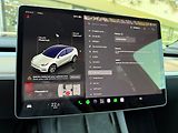 Tesla Model Y Standrart Range LFP Tažné - náhled 26