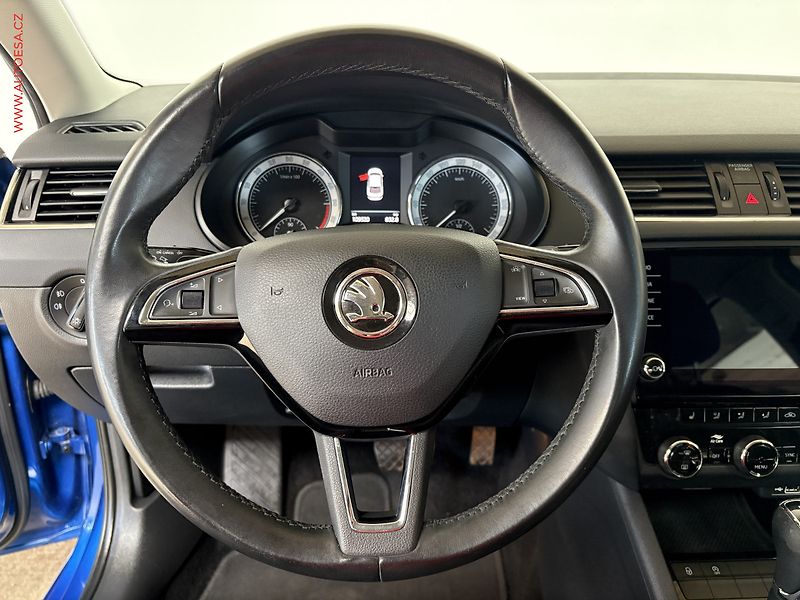 Škoda Octavia (2018) 1.6TDI, ČR, DSG - fotka 16 z 16
