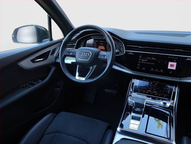 Audi Q7 (2023) 60 TFSI e - fotka 7 z 26