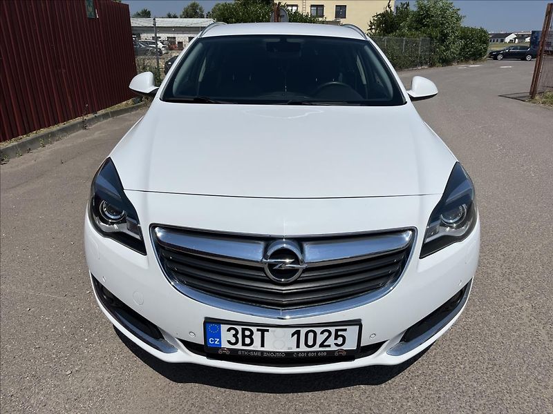 Opel Insignia 1,6 CDTi KLIMA ROZVODY SERVIS - fotka 2 z 37
