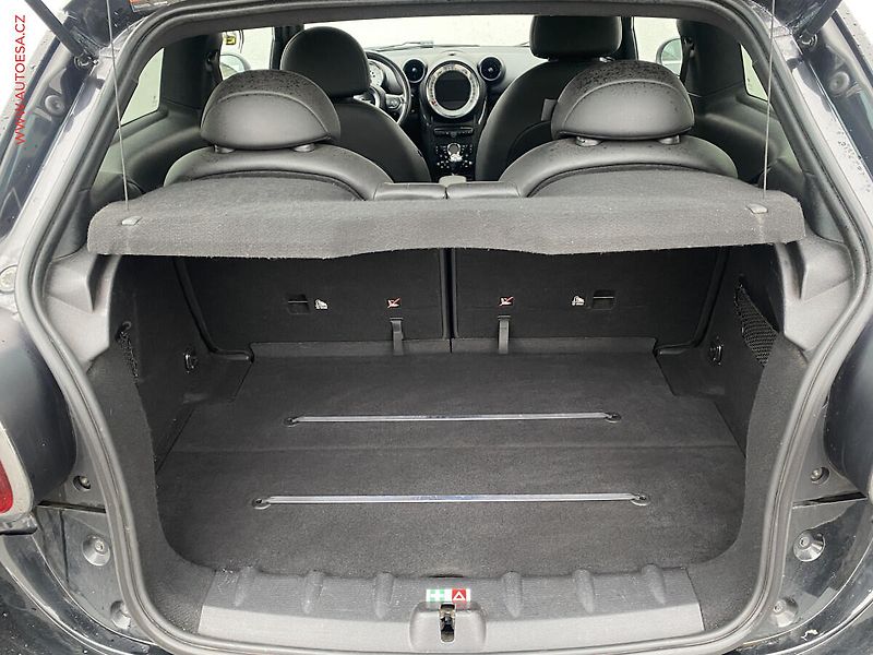 Mini Cooper S (2014) 2.0 D 4x4, Bixen, navi, park - fotka 7 z 18