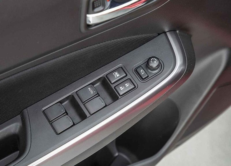 V zimě se tato verze Suzuki Swift cítí úplně skvěle