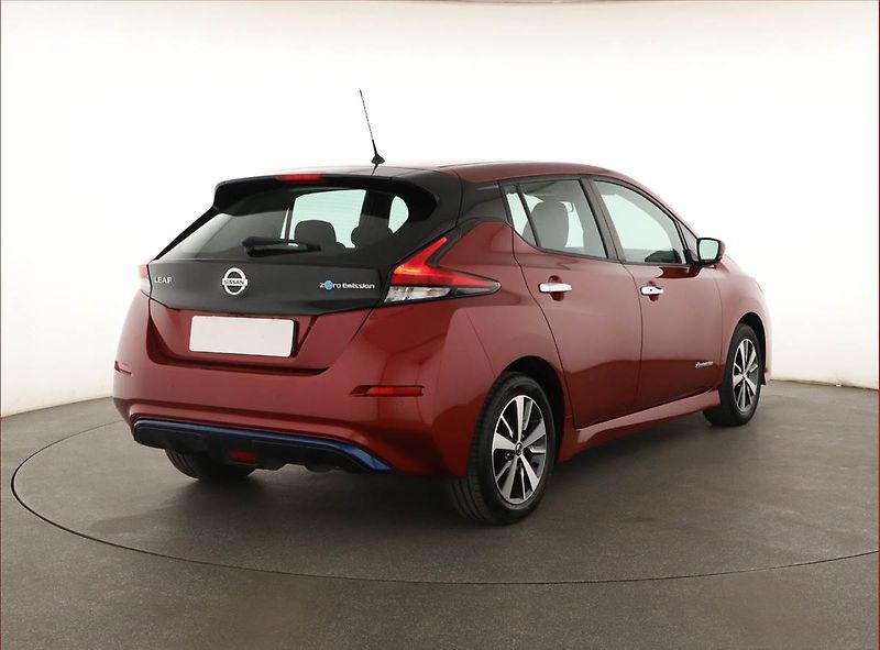 Nissan Leaf (2019) 40 kWh, SoH 88%, Automat - fotka 5 z 20