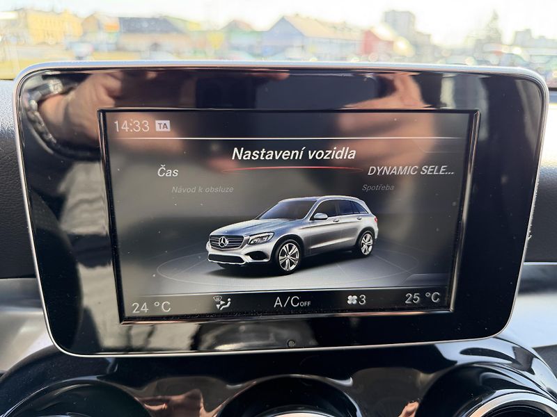 Mercedes-Benz GLC 220d 125kW 4Matic - fotka 27 z 68
