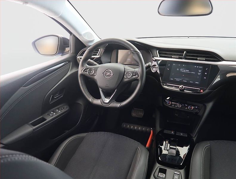 Opel Corsa (2023) Elegance 50 kWh, SoH 97% - fotka 7 z 24