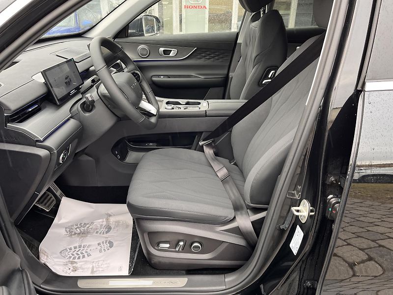 Chery Tiggo 8 (2026) 1,6 ICE UNIQUE AKCE! - fotka 14 z 38