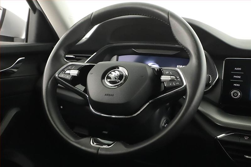 Škoda Octavia (2022) Ambition 2.0 TDI, ČR,1.maj - fotka 11 z 22