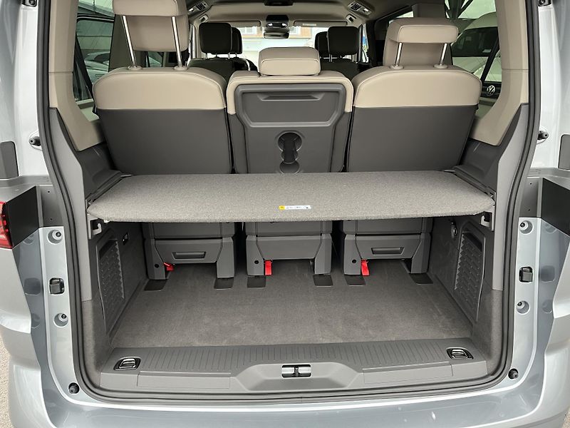 Volkswagen Multivan LONG 2.0TDI LIFE 7DSG 110kW - fotka 22 z 24