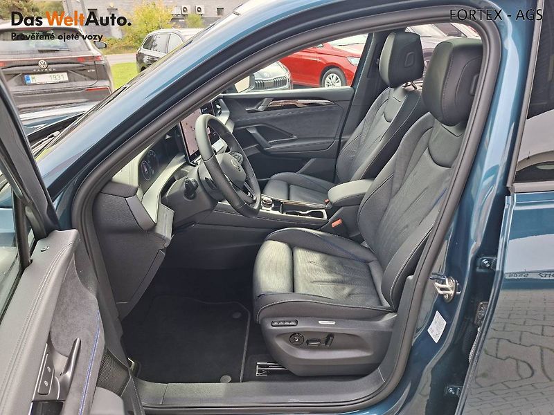 Volkswagen Tayron (2025) R-LINE,2.0 TSI,195kW,4x4,Záruk - fotka 10 z 35