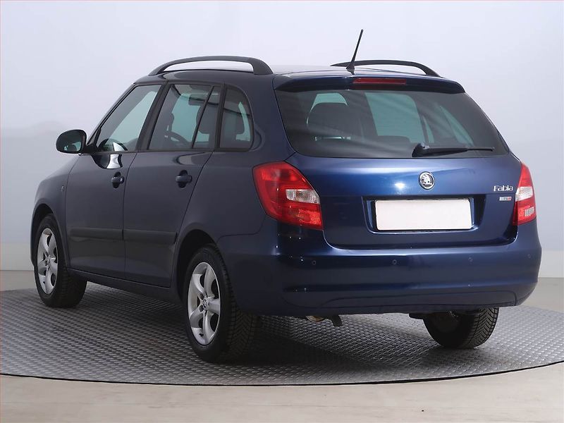 Škoda Fabia (2012) 1.2 TSI, Tempomat - fotka 4 z 18