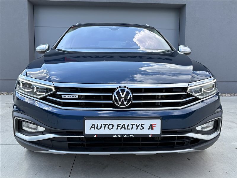 Volkswagen Passat 2,0 TSI 206 KW 4M AUT ALLTRACK - fotka 4 z 36