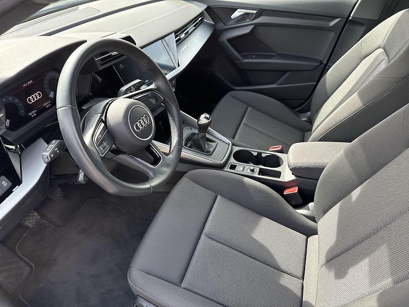 Audi A3 (2022) 1.0 TSI MHEV Basis - fotka 7 z 30