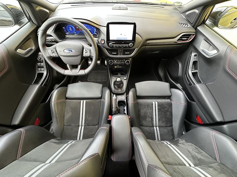 Ford Puma (2023) ST PERFORMANCE *147kW* B&O - fotka 10 z 47