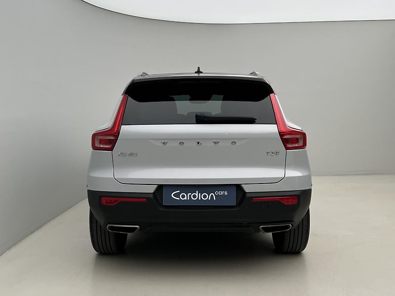 Volvo XC40 T3 R-DESIGN  - fotka 11 z 41
