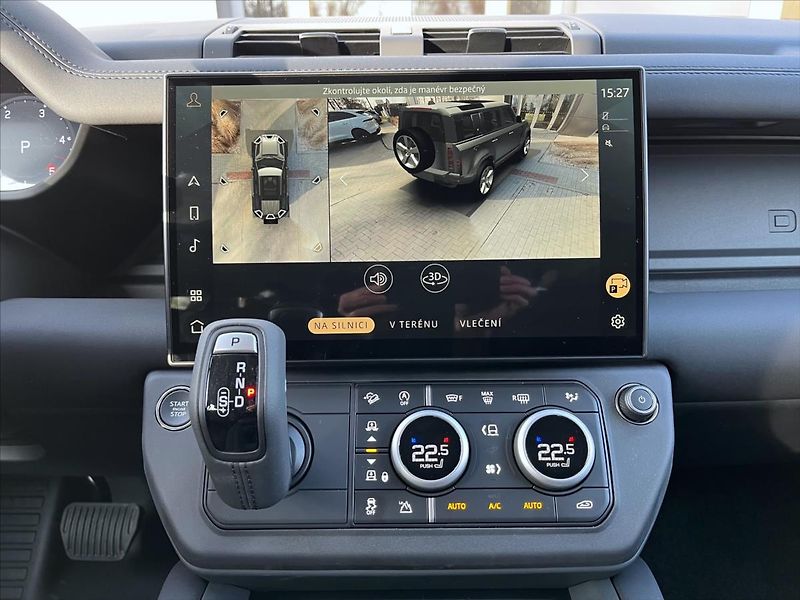 Land Rover Defender 3,0 110 X-Dynamic SE D250 AWD - fotka 13 z 14