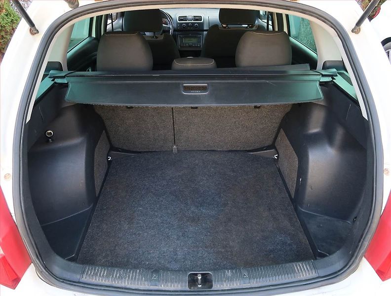 Škoda Fabia (2008) 1.2 12V, za skvělou cenu - fotka 13 z 17