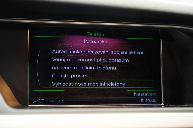 Audi A4 - fotka 19 z 27