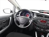 Kia Ceed (2015) 1.4 CRDi, po STK, CZ doklady - náhled 7