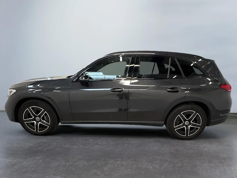 Mercedes-Benz GLC 300d 4M AMG Advanced+ Night DI - fotka 4 z 20