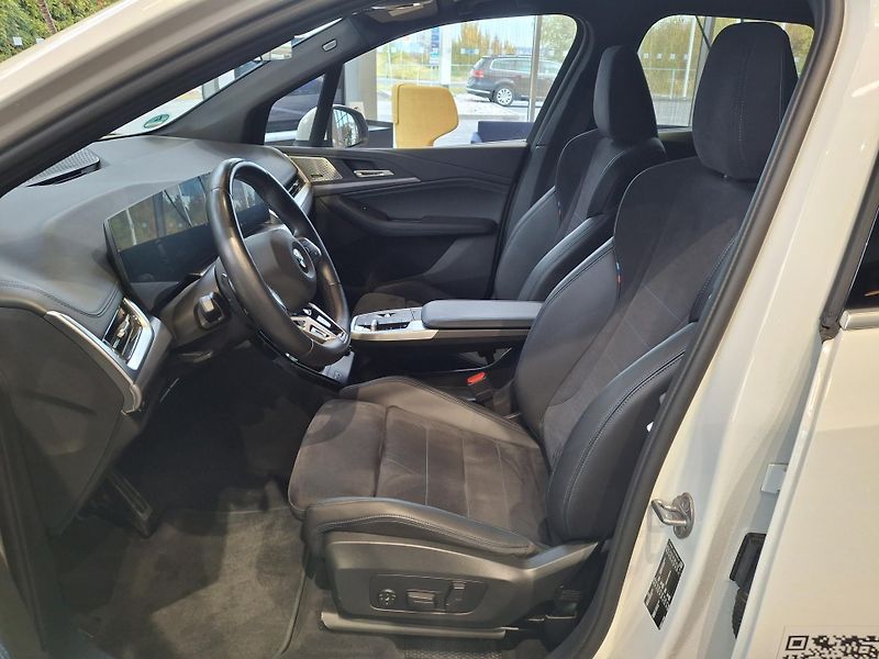 BMW Řada 2 218i Active Tourer M-Sport - fotka 8 z 26