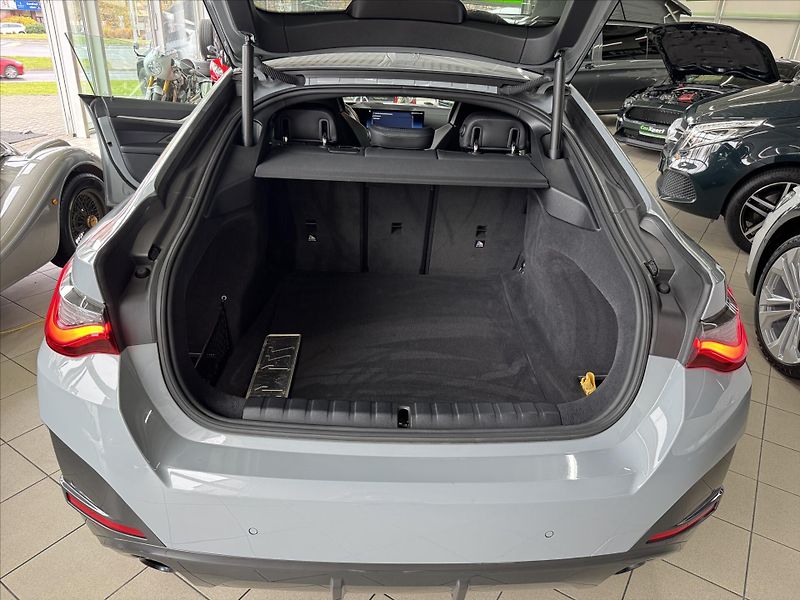 BMW Řada 4 2,0   420xD M-Sport Gran Coupe - fotka 16 z 25