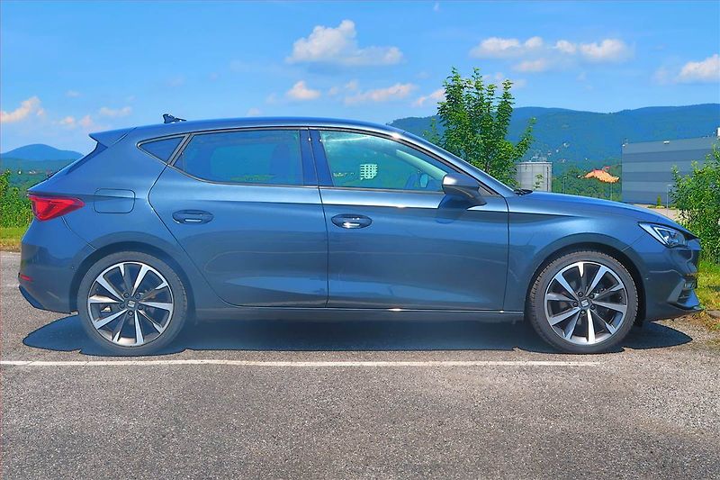 Seat Leon (2021) 1.5 TSI, Serv.kniha, Tempomat - fotka 6 z 18