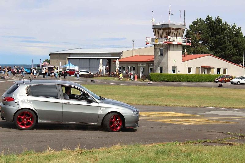 Nultý ročník srazu vozů Alfa Romeo v Jihočeském kraji.