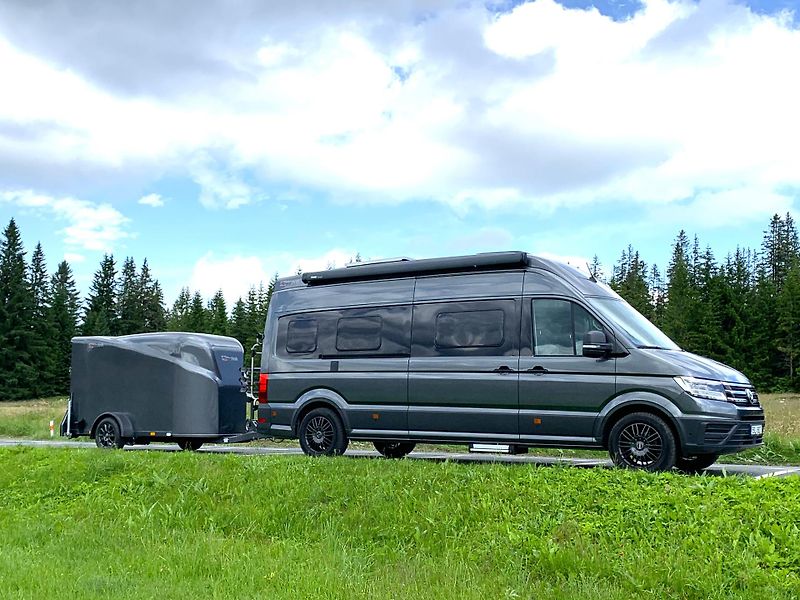 Debon (2026) Cargo, černý, boční dveře - fotka 20 z 24