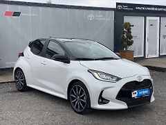 Toyota Yaris 1.5HEV 130, ČR, GR Sport, DPH - fotografie inzerátu