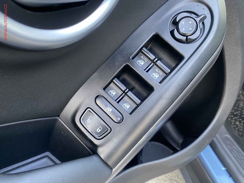 Fiat 500X (2018) 1.4T, 1.maj,ČR, Bixen - fotka 13 z 17